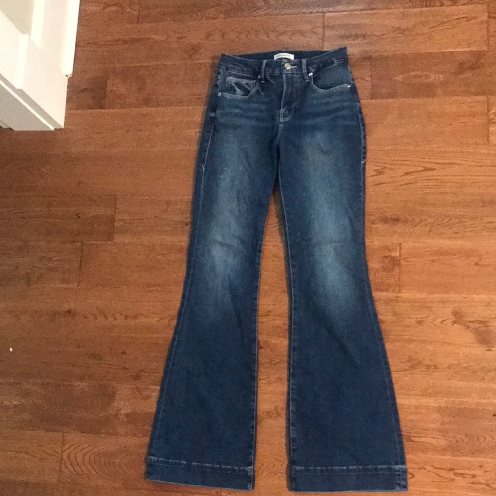 Good American Good Flare Jeans
